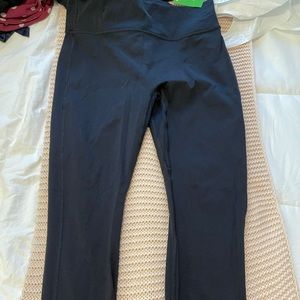 fabletics motion 360 leggings with back pocket
